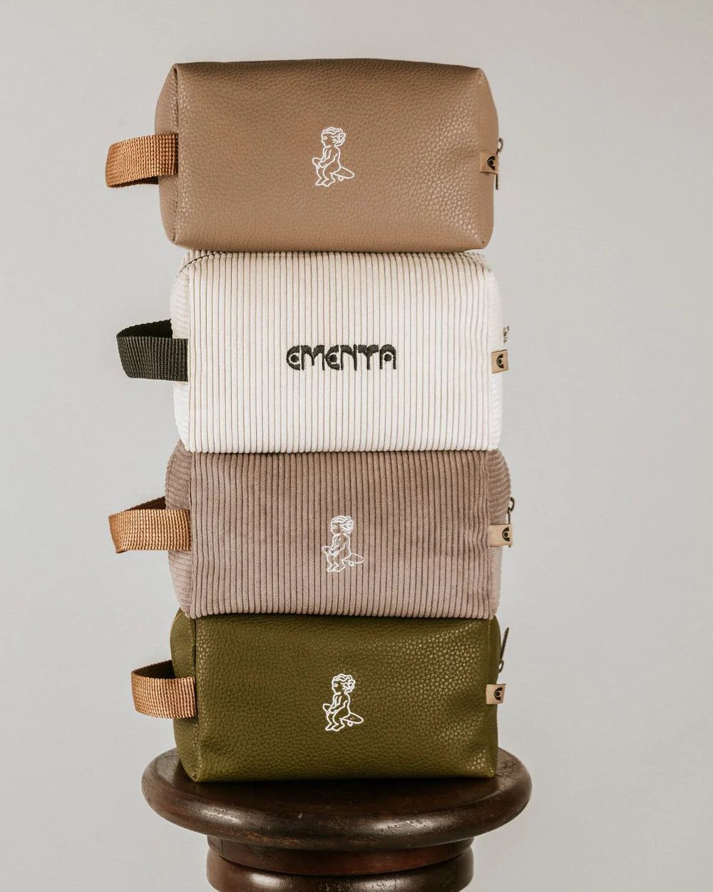 Trousse de toilette en cuir synthétique - Ementa