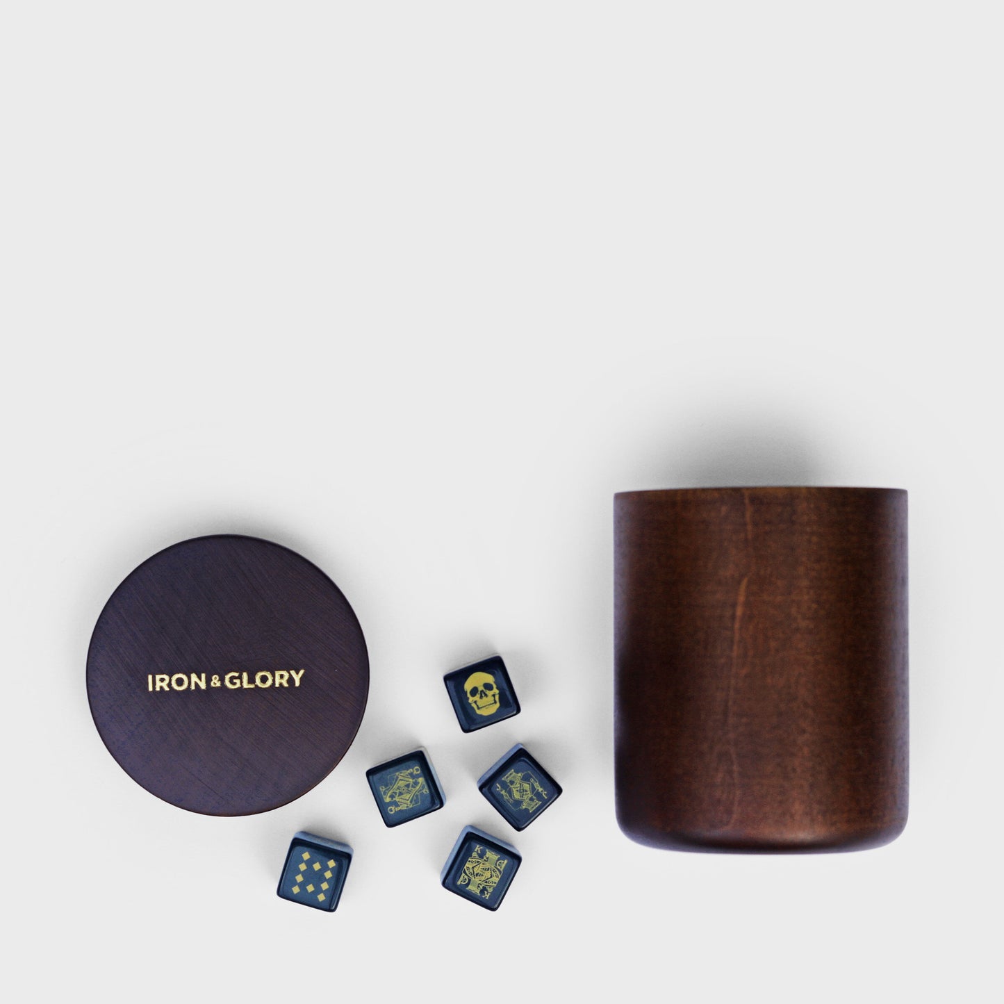 Jeu de hasard et de dès Iron & Glory