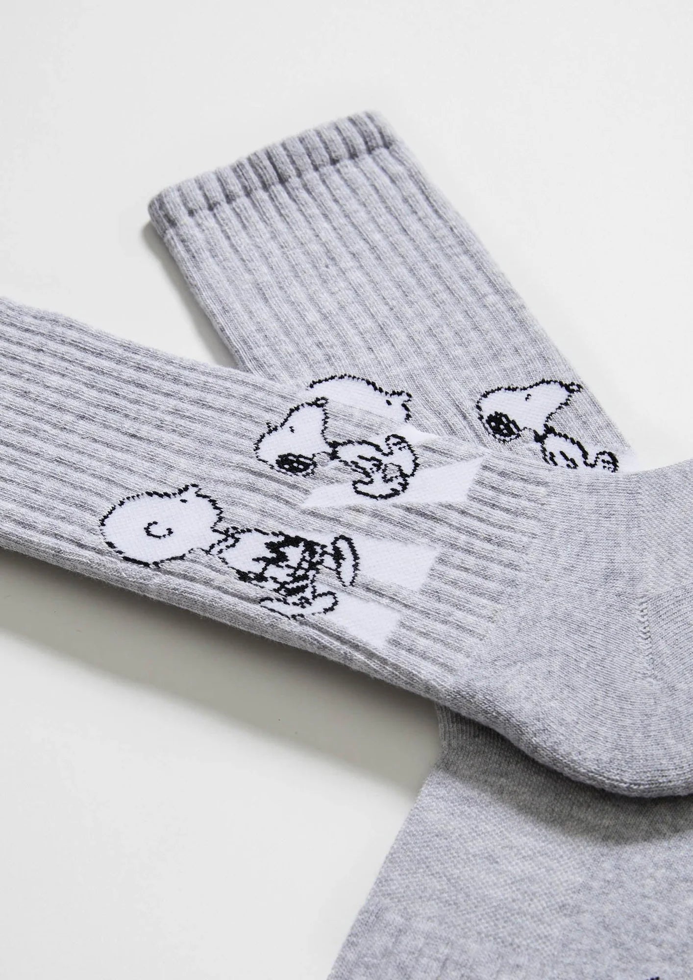 Chaussettes Homme Be Snoopy Walk Grises – BeSocks
