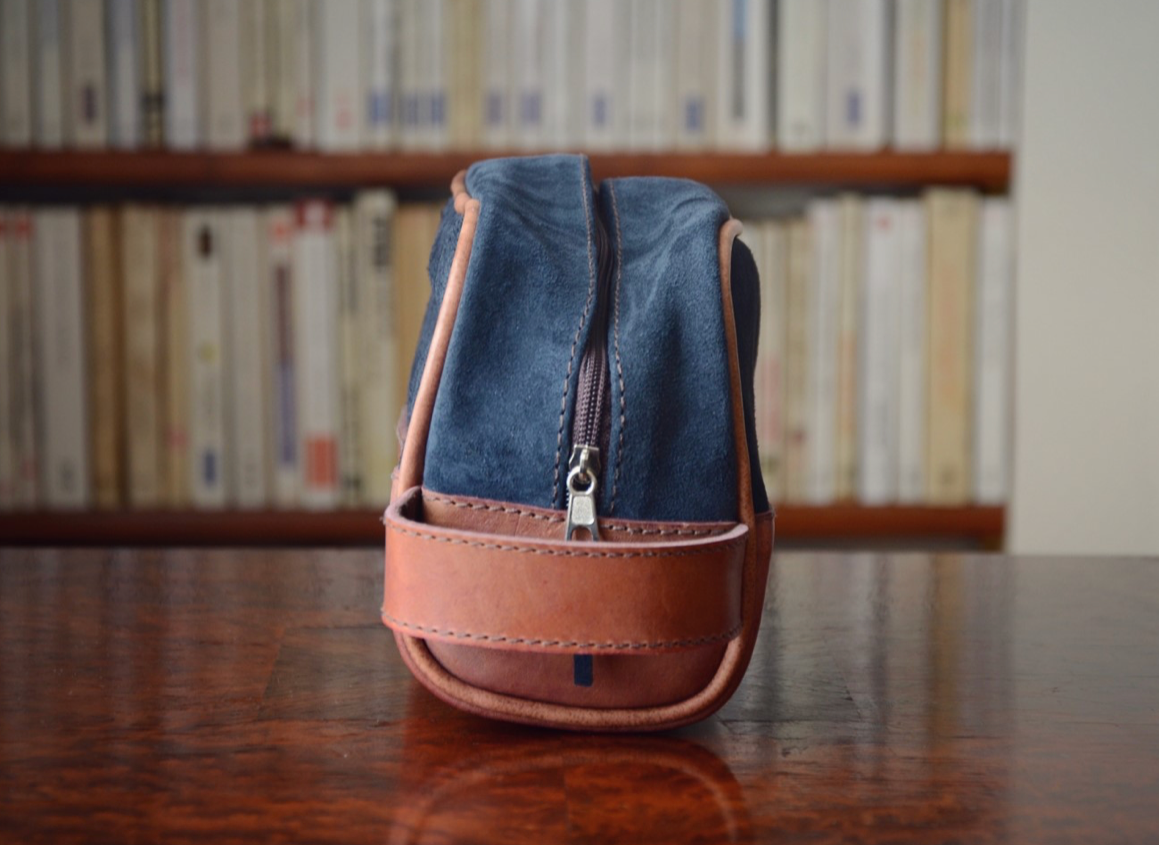 Trousse de toilette en cuir Pachamama