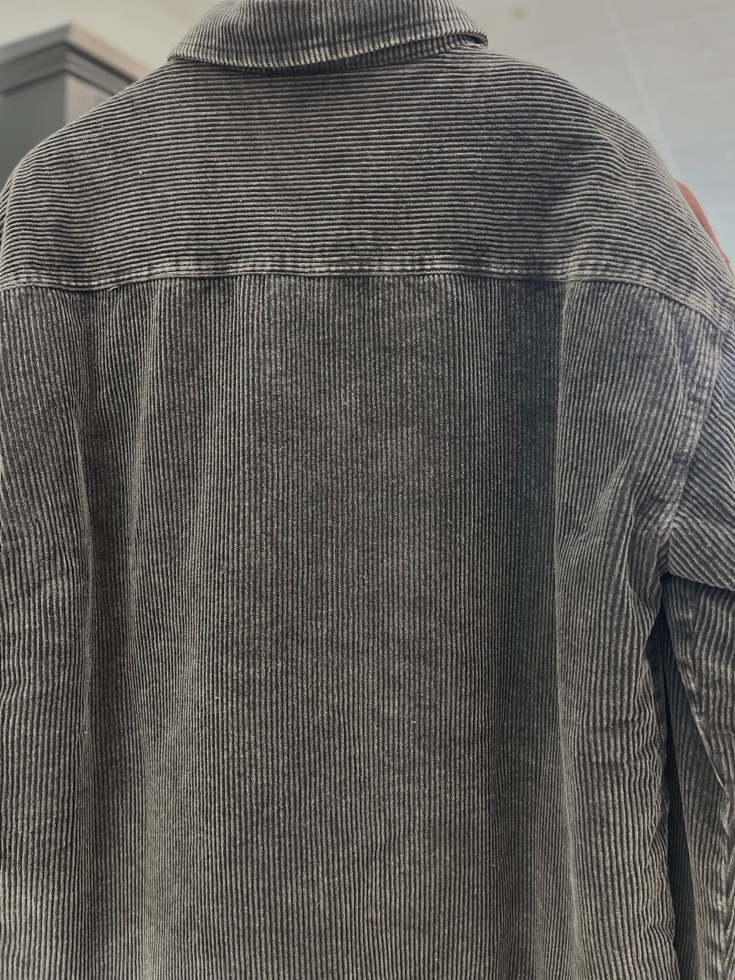 Veste "Looks Like Sherpa" en velours côtelé grey washed doublée sherpa - Ementa