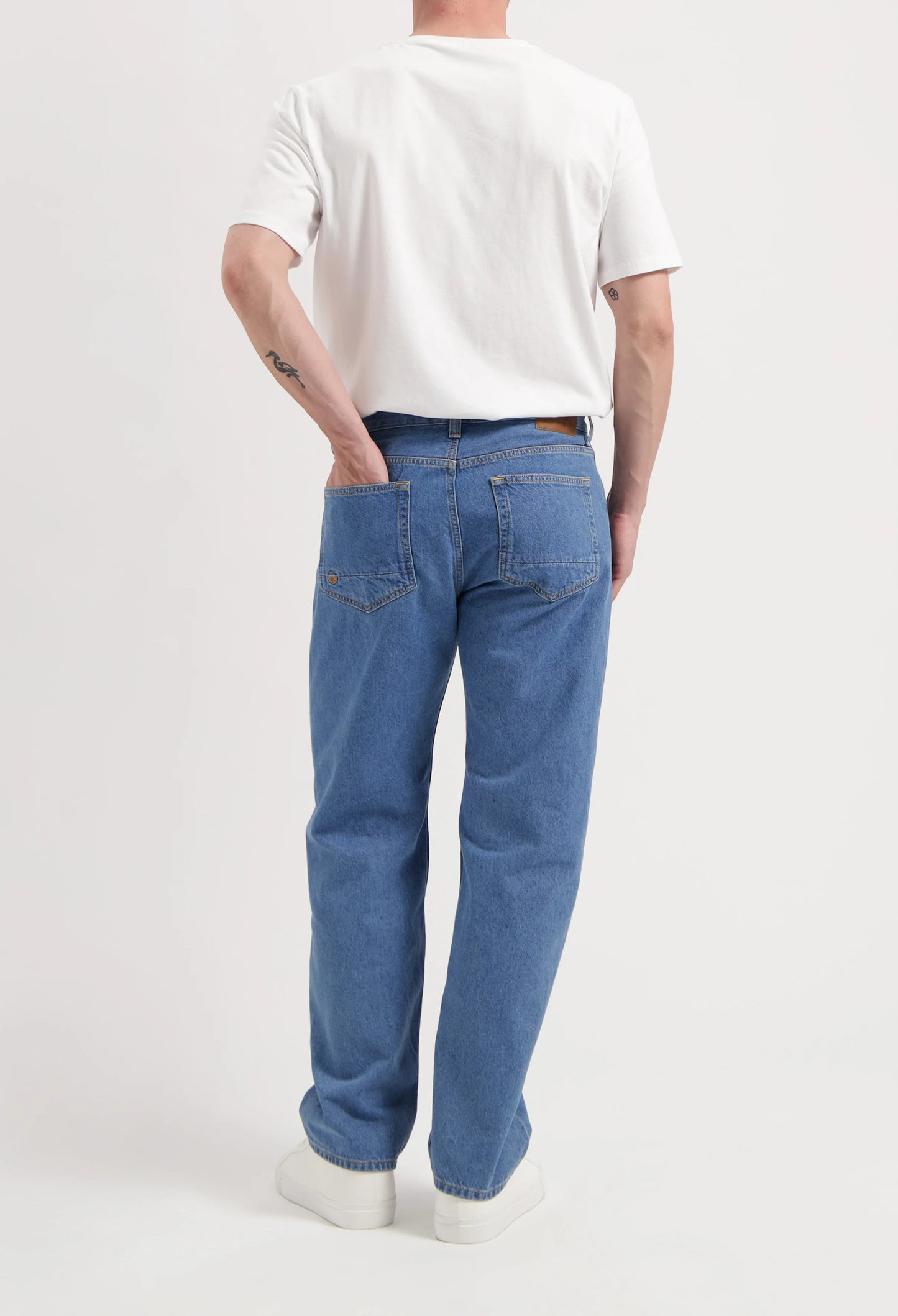 Jean Alex Mid Loose Light stone - Mud Jeans