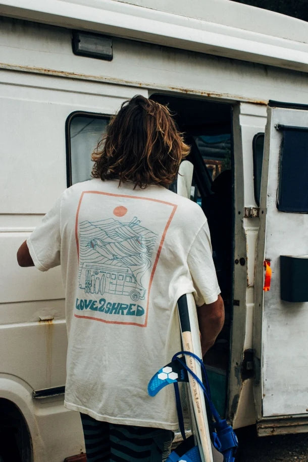 T-shirt "Love2Shred" – Surf Inc. x LOVE2SHRED