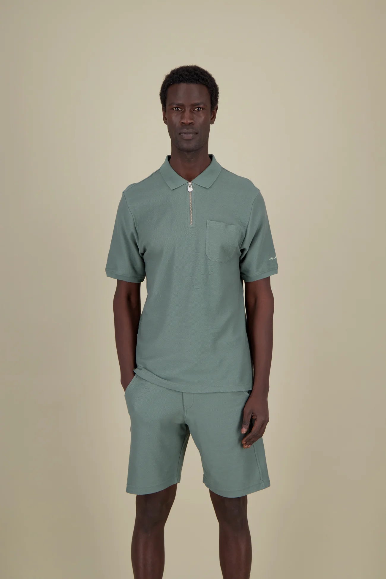 Polo zippé homme Colours and Sons – Wakame – 100% coton