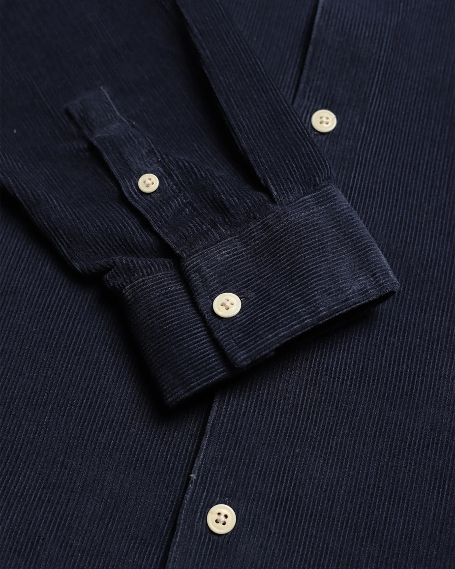 Chemise en velours bleu Two Pocket Corduroy FAR AFIELD