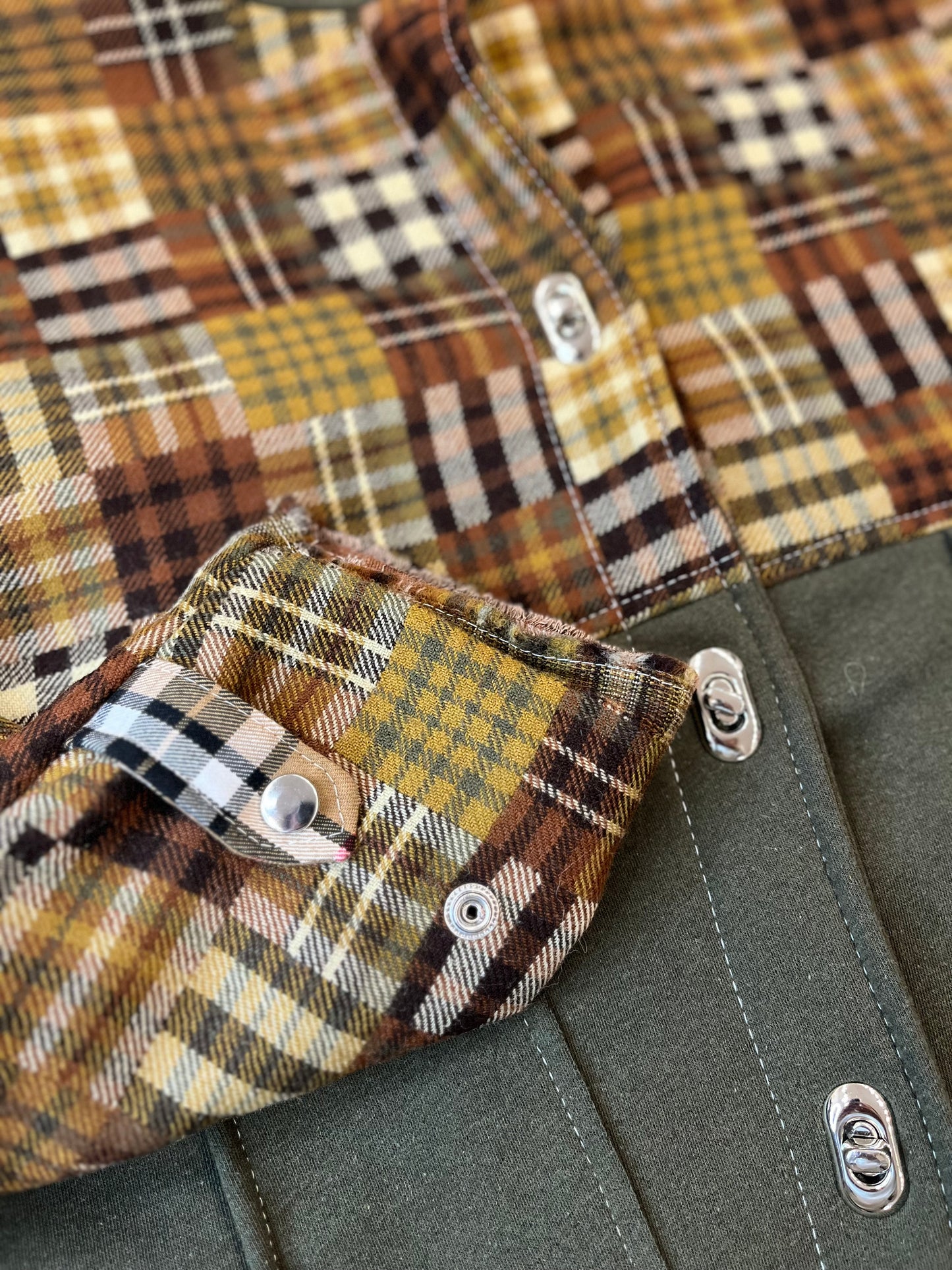 Veste upcyclée en laine à carreaux Marron/Kaki - FromStuff