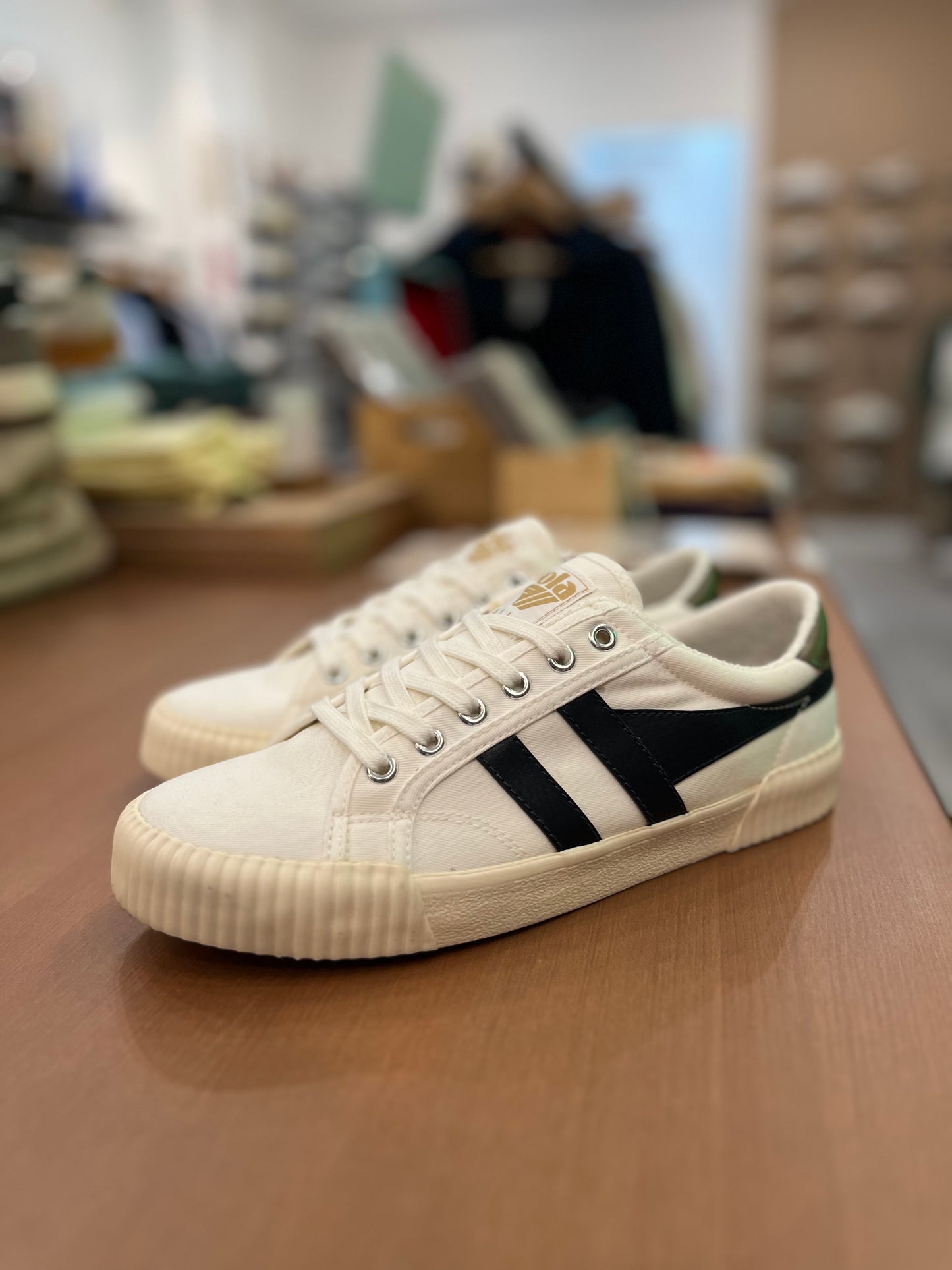 Sneakers Rally Off White/Navy/Khaki de Gola