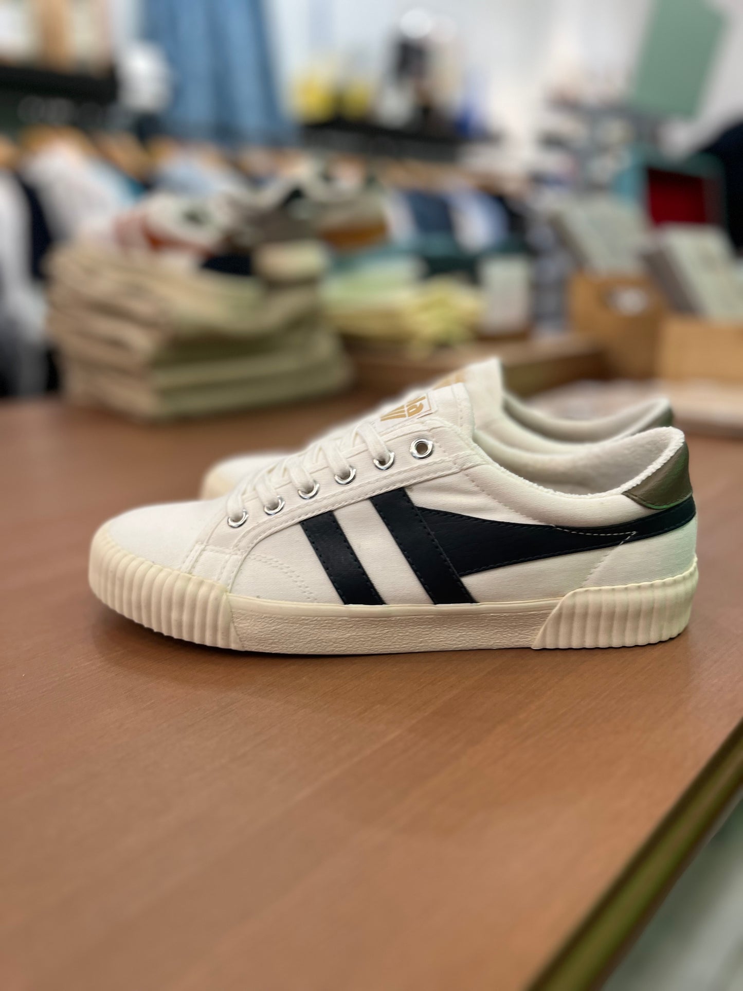 Sneakers Rally Off White/Navy/Khaki de Gola