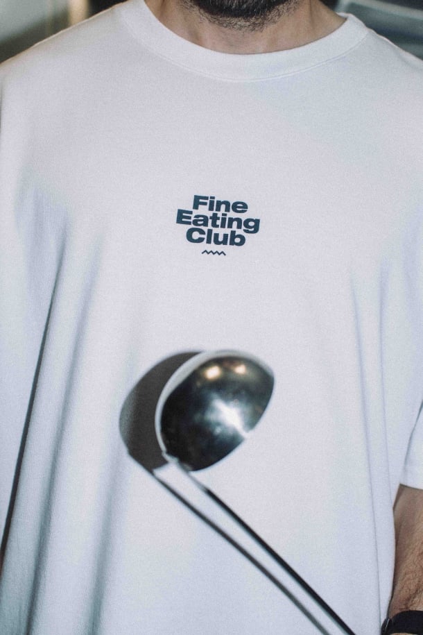 T-shirt Fine Eating Club - Surf Inc