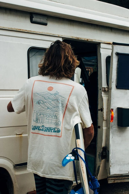 T-shirt "Love2Shred" – Surf Inc. x LOVE2SHRED